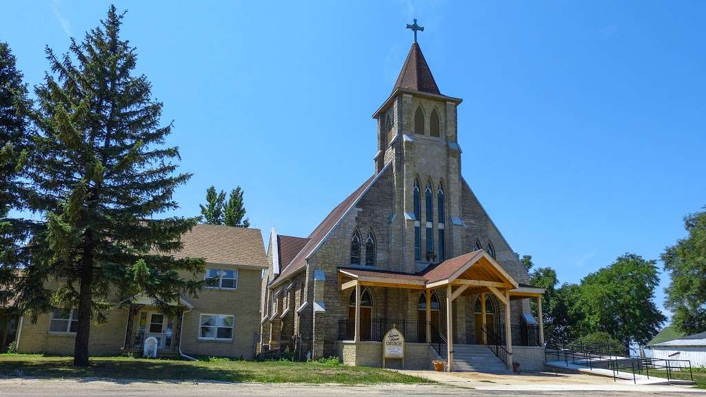 Sacred Heart Catholic Church | 219 Emmett St, Kinsman, IL 60437 | Phone: (815) 392-4245