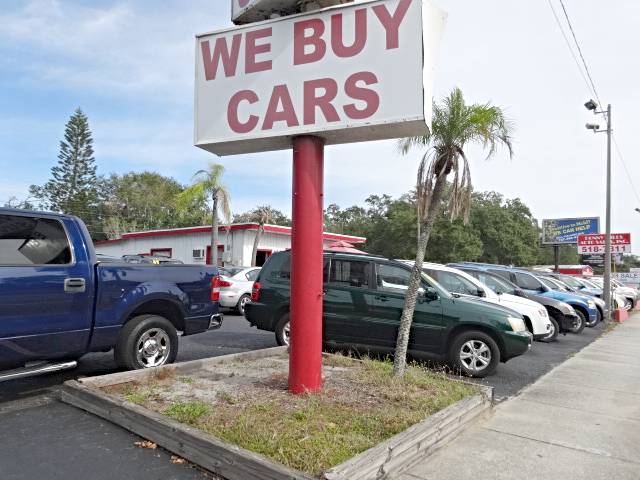 Donny Mills Auto Sales | 450 E Bay Dr #3718, Largo, FL 33770, USA | Phone: (727) 518-7811