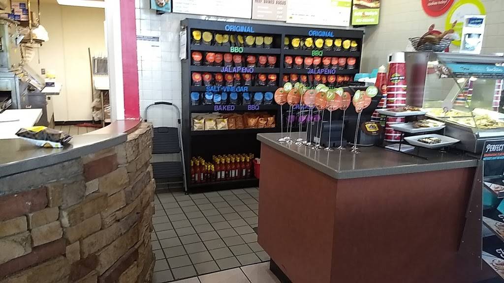 Schlotzskys | 1140 S Rock Rd, Wichita, KS 67207, USA | Phone: (316) 686-3821