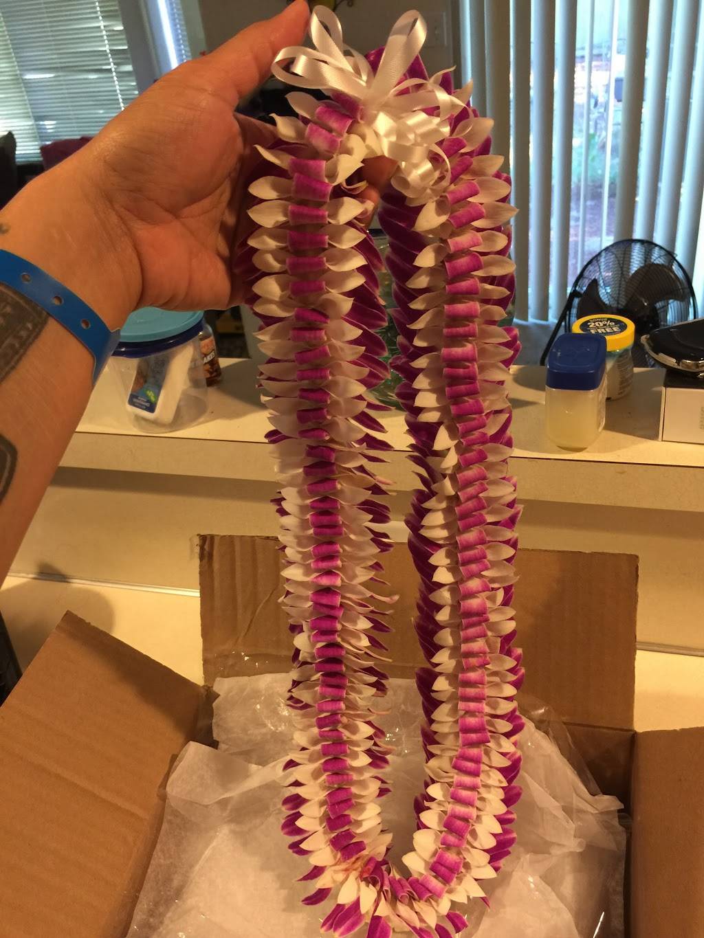 Aloha Island Lei and Floral | 99-1366 Koaha Pl, Aiea, HI 96701, USA | Phone: (808) 596-0707