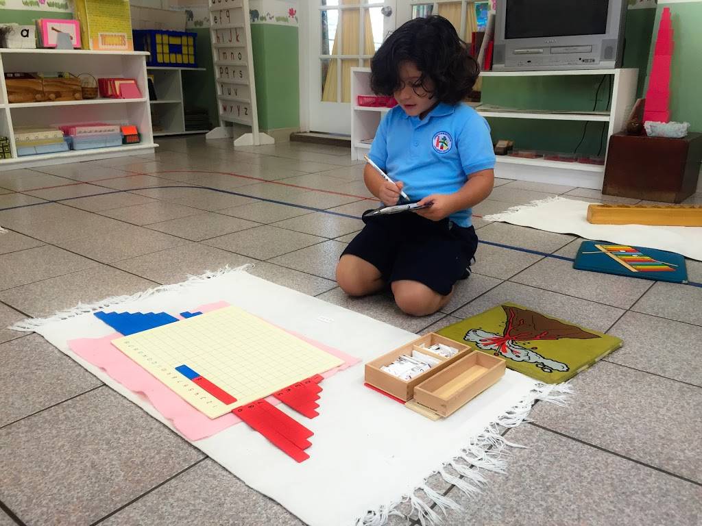 Christian Montessori Childrens House | 3720 SW 86th Ave, Miami, FL 33155, USA | Phone: (305) 551-7238