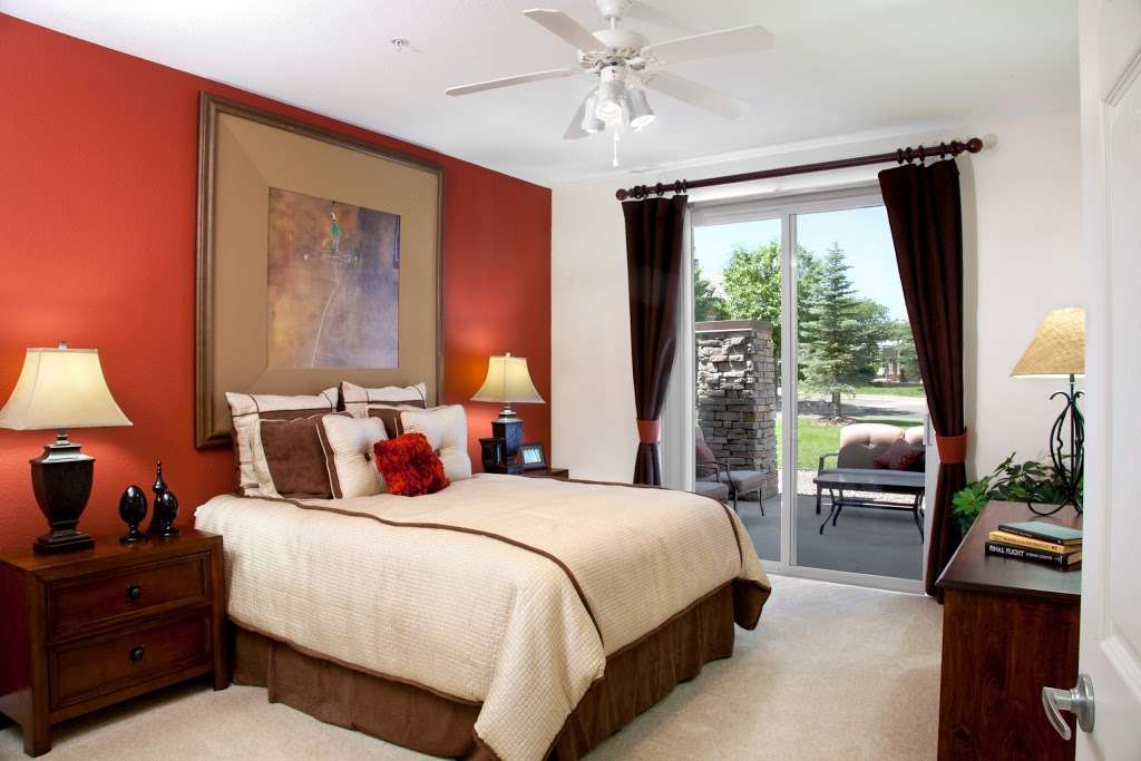 Creekside at Highlands Ranch Apartments | 8857 Creekside Way, Highlands Ranch, CO 80129, USA | Phone: (303) 471-5000