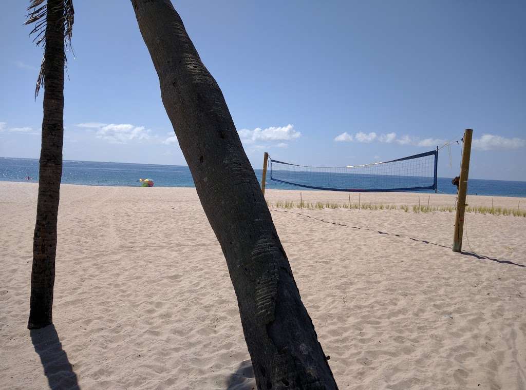 Pine Ave Volleyball Courts | 2 Pine Ave, Lauderdale-By-The-Sea, FL 33308