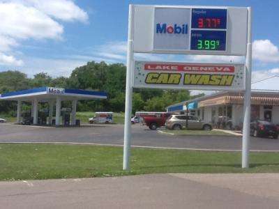 Mobil | 501 Interchange N, Lake Geneva, WI 53147, USA | Phone: (262) 248-2910