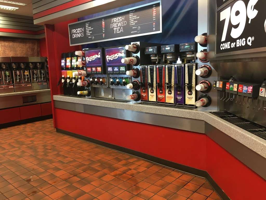 QuikTrip | 344 W 72nd St, Kansas City, MO 64114, USA | Phone: (816) 361-2633