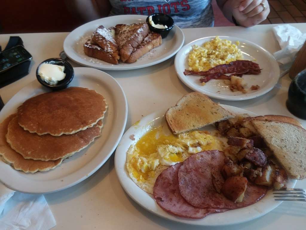 College Park Diner | 9206 Baltimore Ave, College Park, MD 20740, USA | Phone: (301) 441-8888