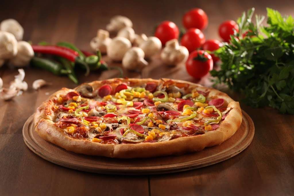 Classic Pizza Restaurant III | 1076 Main St, Bolton, MA 01740, USA | Phone: (978) 779-0200