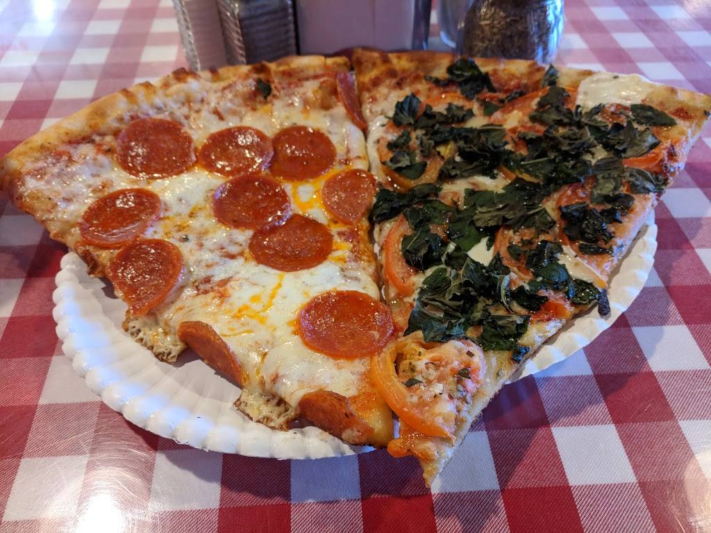 Famous Joes Pizza | 2460 Lacy Ln #108, Carrollton, TX 75006, USA | Phone: (972) 243-5637