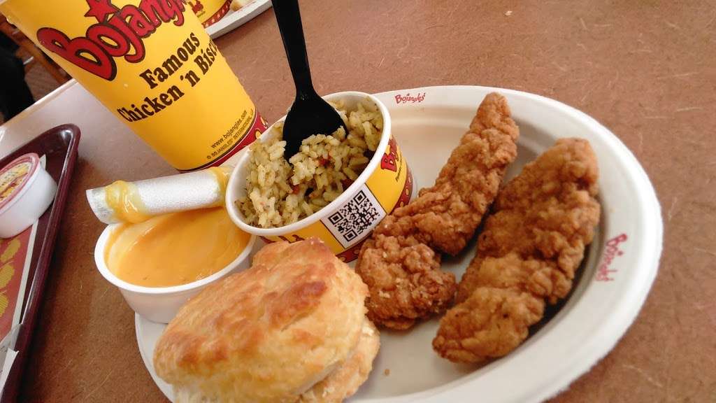 Bojangles Famous Chicken n Biscuits | 901 E Innes St, Salisbury, NC 28144, USA | Phone: (704) 637-2862