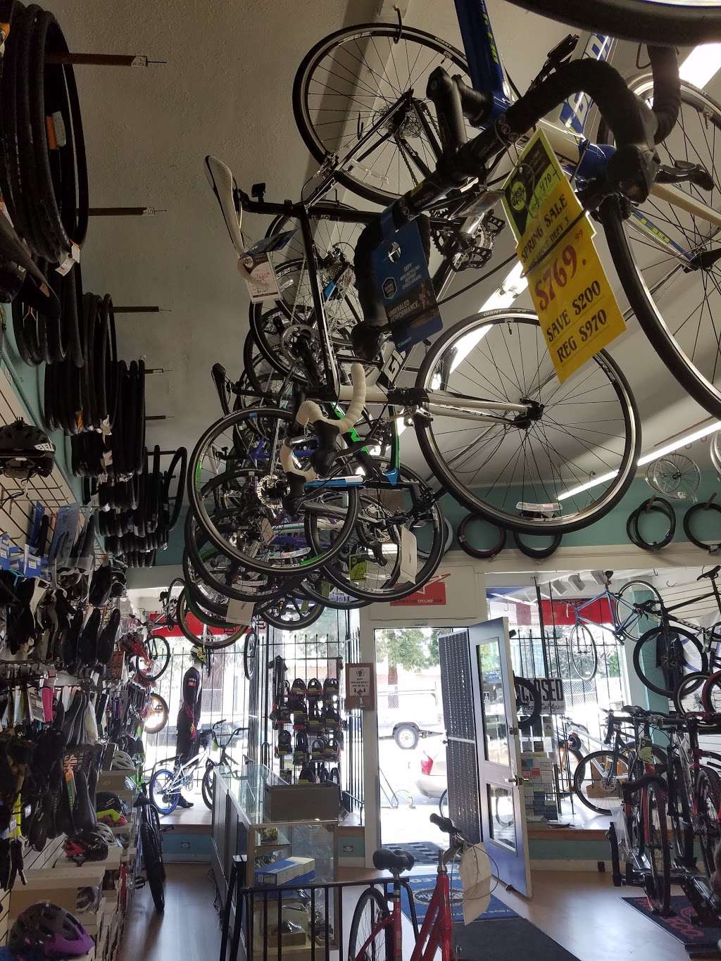 Hank & Frank Bicycles | 6030 College Ave, Oakland, CA 94618 | Phone: (510) 654-2453