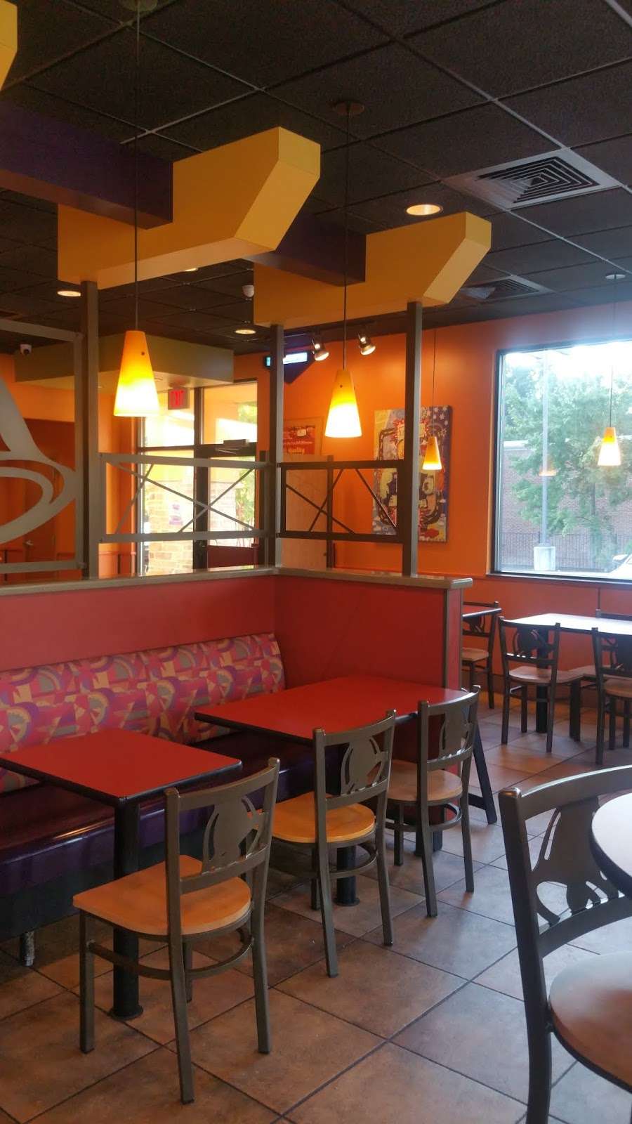 Taco Bell | 5995 Crain Hwy, La Plata, MD 20646 | Phone: (301) 392-6247