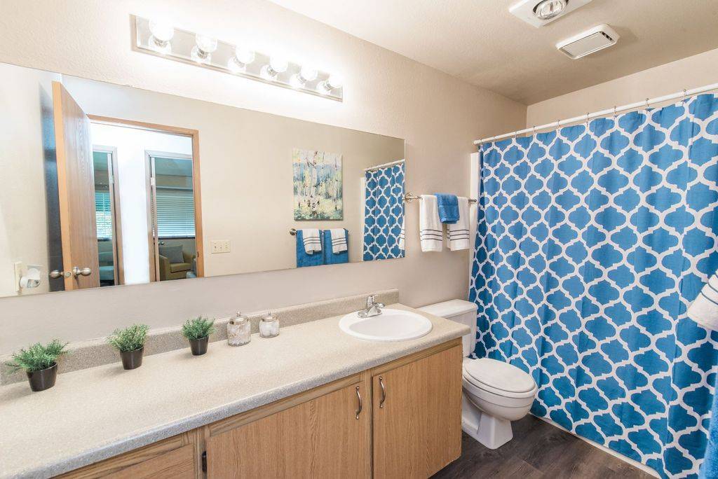 River Pointe Apartments | 25842 87th Ave S, Kent, WA 98031, USA | Phone: (253) 237-8194