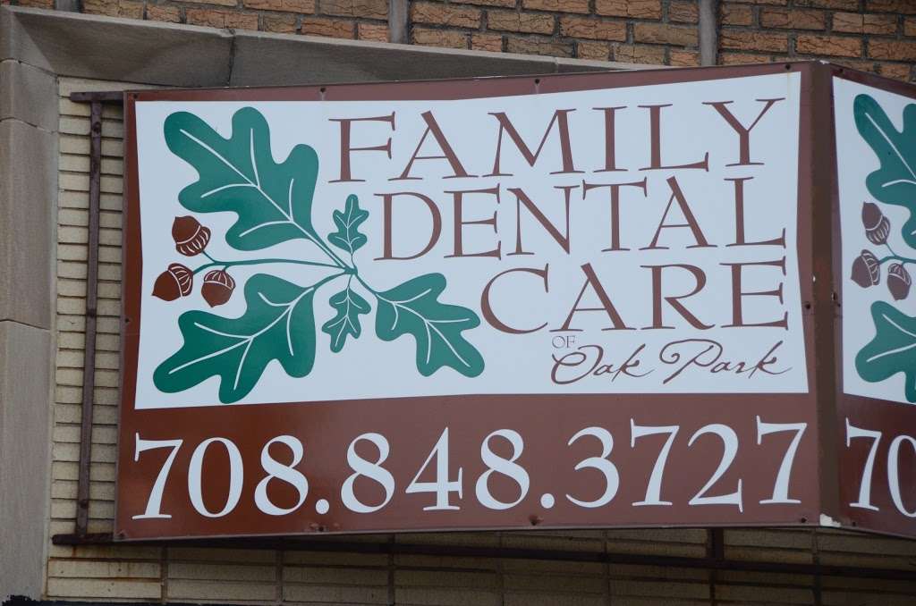 Family Dental Care of Oak Park: James E. Scapillato, DDS | 6943 W North Ave, Oak Park, IL 60302, USA | Phone: (708) 848-3727