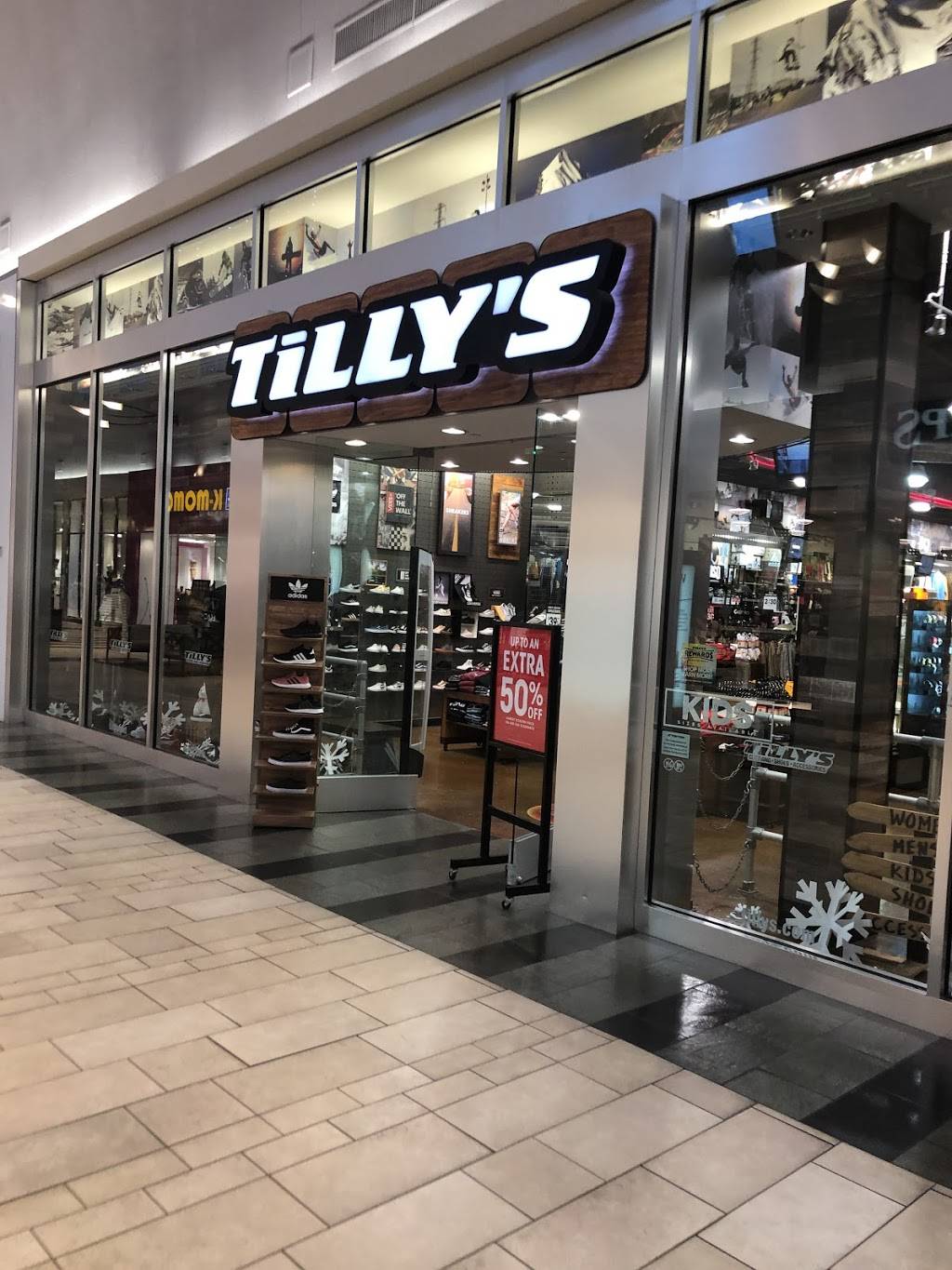 Tillys | 5870 E Broadway Blvd, Tucson, AZ 85711, USA | Phone: (520) 512-5502