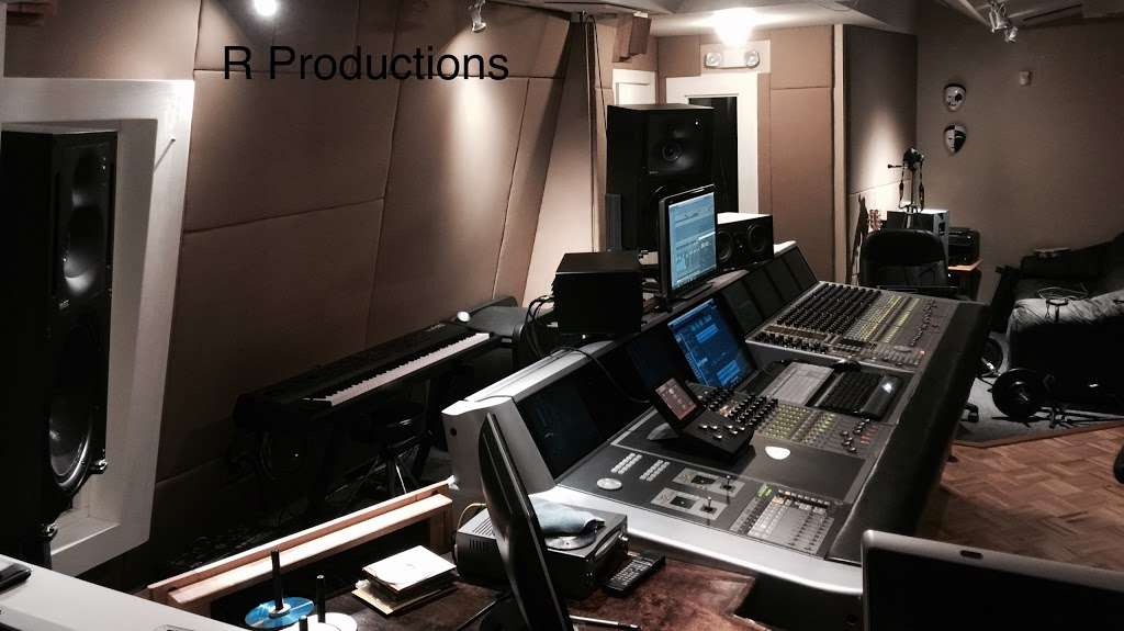 R Productions | 30 Ivy Cir, Bridgewater, MA 02324, USA | Phone: (800) 524-1487