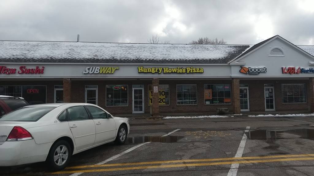 Hungry Howies Pizza | 10227 Brookpark Rd, Parma, OH 44130, USA | Phone: (216) 265-3000