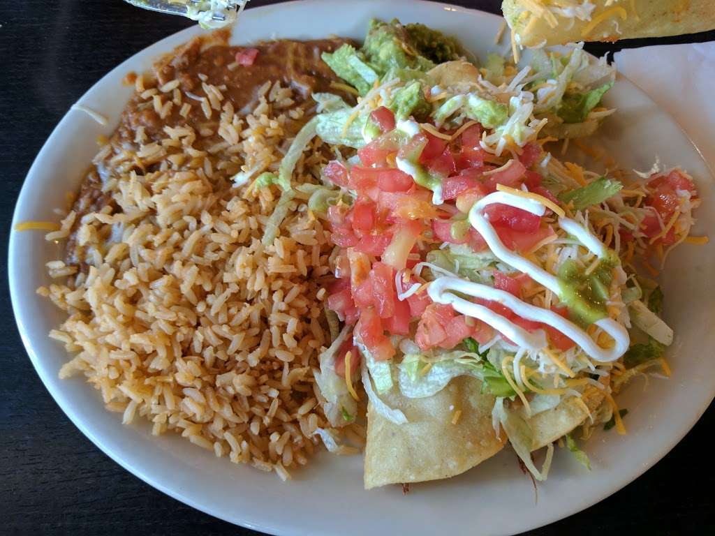 La Tapatia Mexican Grill | 14548 Baseline Ave #200, Fontana, CA 92336 | Phone: (909) 427-0241