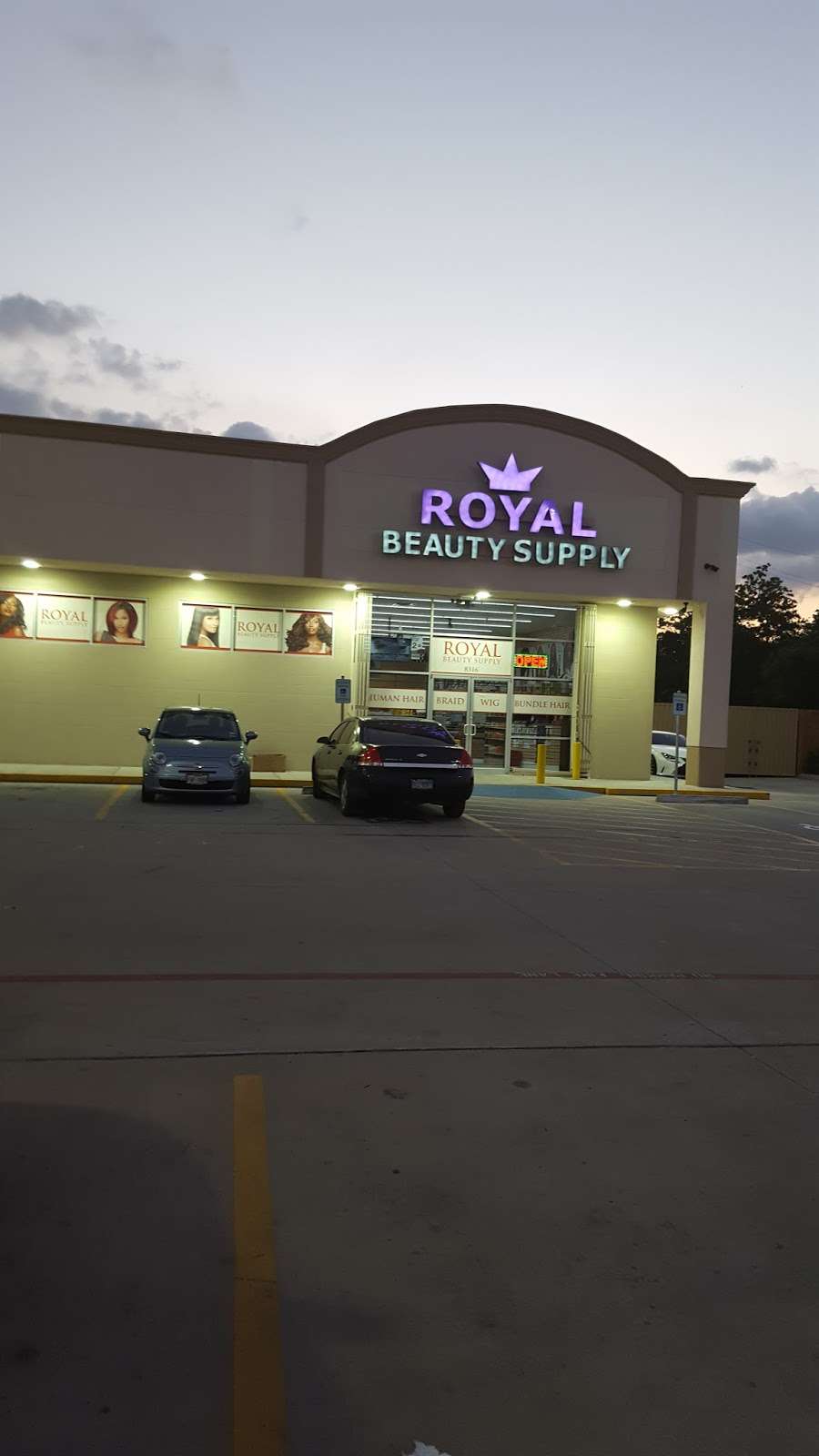 Royal Beauty Supply | 8316 Cullen Blvd, Houston, TX 77051 | Phone: (713) 731-8771