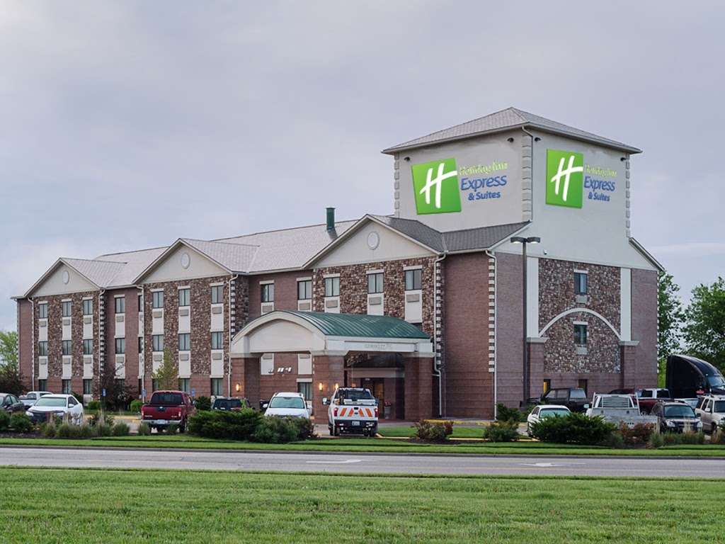 Holiday Inn Express & Suites Olathe South | 15475 S Rogers Rd, Olathe, KS 66062, USA | Phone: (913) 948-9000