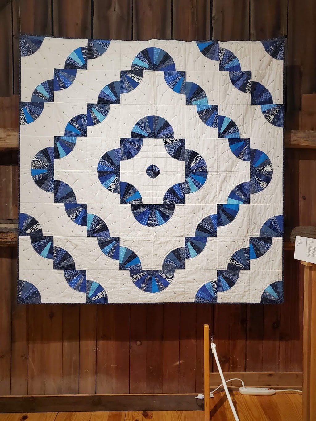 Wisconsin Museum of Quilts & Fiber Arts | N50 W5050, Portland Rd, Cedarburg, WI 53012, USA | Phone: (262) 546-0300