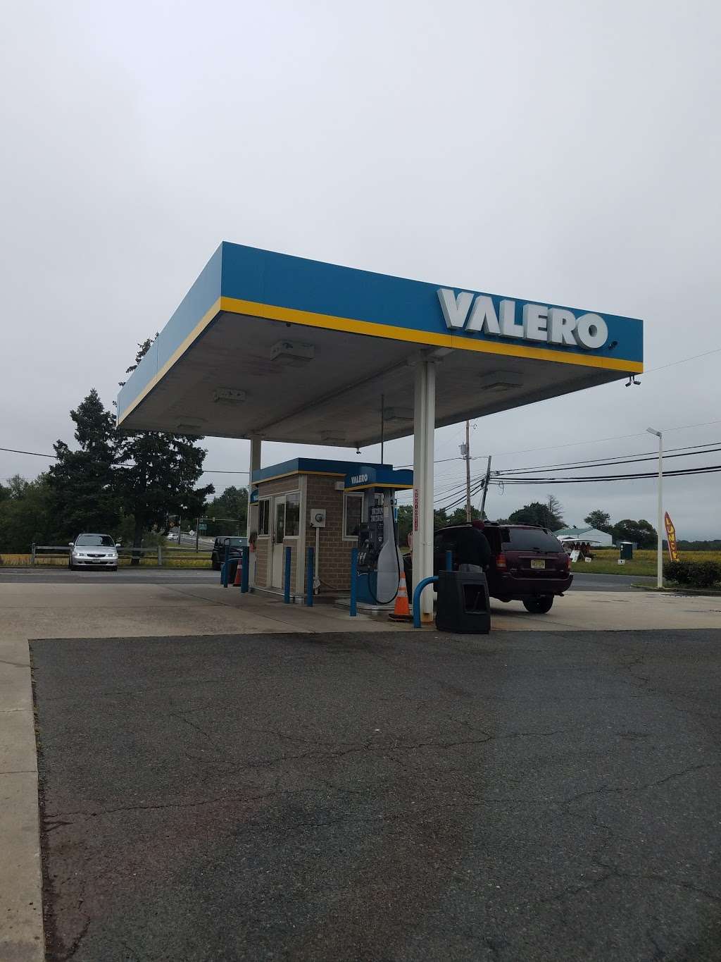 Valero | 1650 Old York Rd, Allentown, NJ 08501, USA | Phone: (609) 208-0025