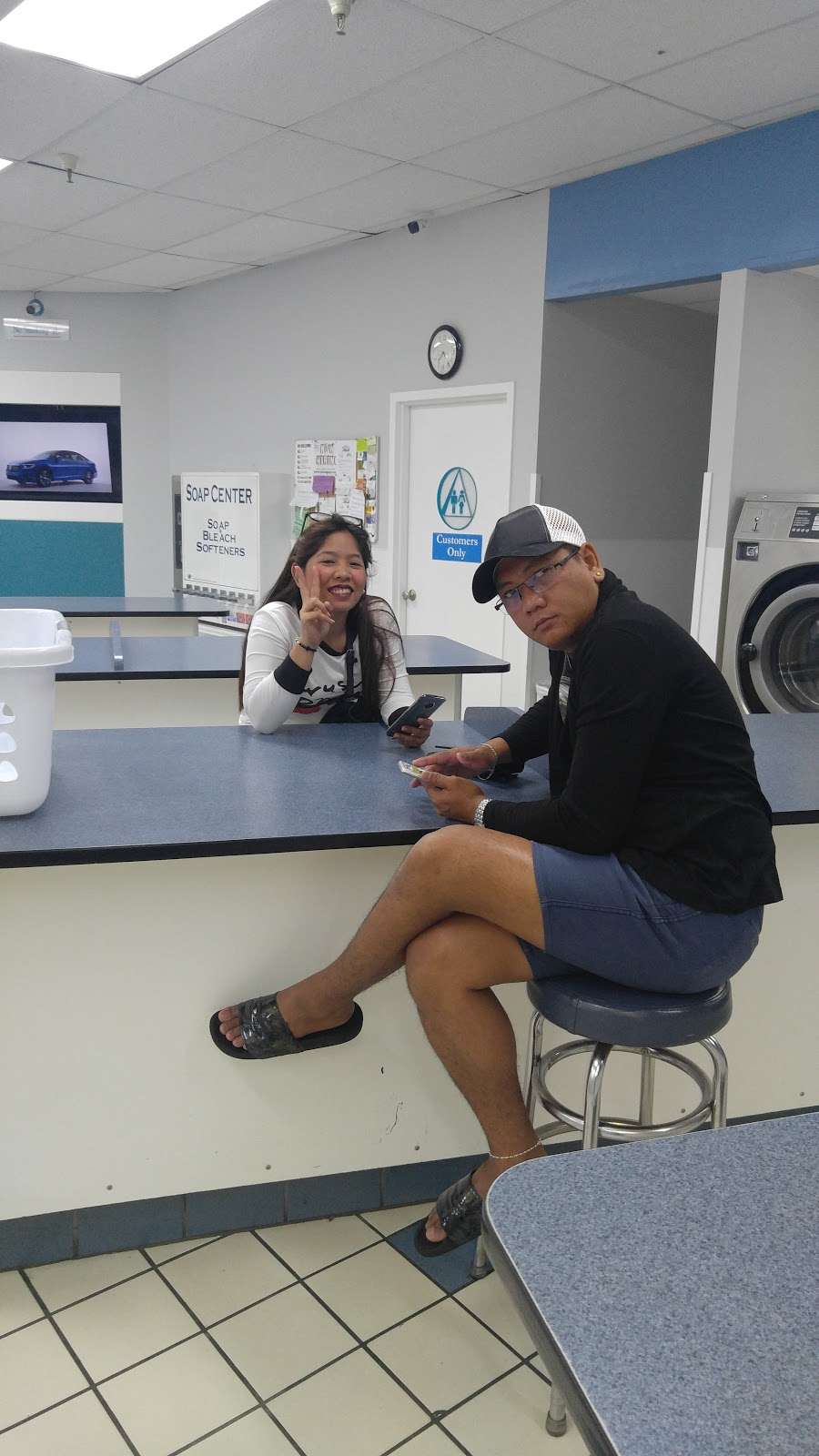 Oasis Laundry | 4247 Appian Way f, El Sobrante, CA 94803 | Phone: (510) 223-8708