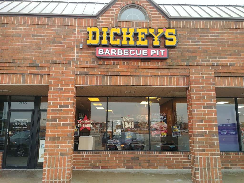 Dickeys Barbecue Pit | 206 Danada Square W, Wheaton, IL 60189, USA | Phone: (630) 590-9518