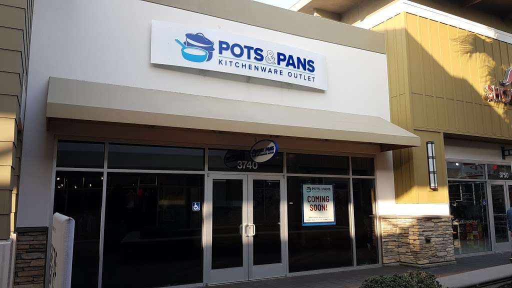 Pots & Pans | 3720 Livermore Outlets Dr, Livermore, CA 94551, USA