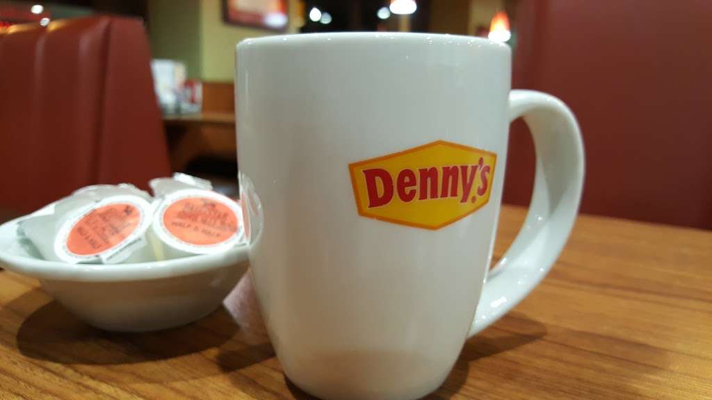 Dennys | 2830 Lenwood Rd, Barstow, CA 92311, USA | Phone: (760) 253-2533