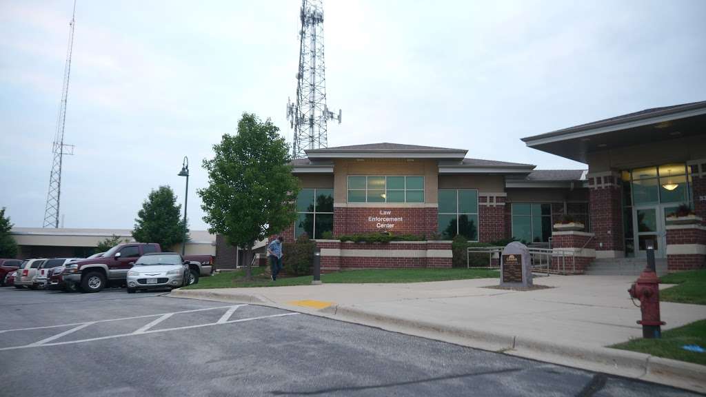Greenfield Police Department | 5300 W Layton Ave, Greenfield, WI 53220 | Phone: (414) 761-5300
