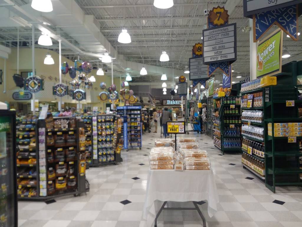 Harris Teeter | 4012 Battleground Ave, Greensboro, NC 27410, USA | Phone: (336) 282-1070