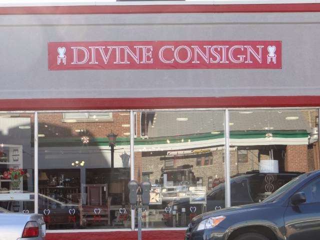 Divine Consign North Riverside | 1800 S Harlem Ave, North Riverside, IL 60546 | Phone: (708) 386-3366