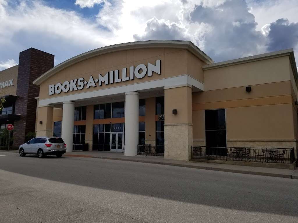 Books-A-Million | 5600 Grandview Pkwy, Davenport, FL 33837, USA | Phone: (863) 420-0700