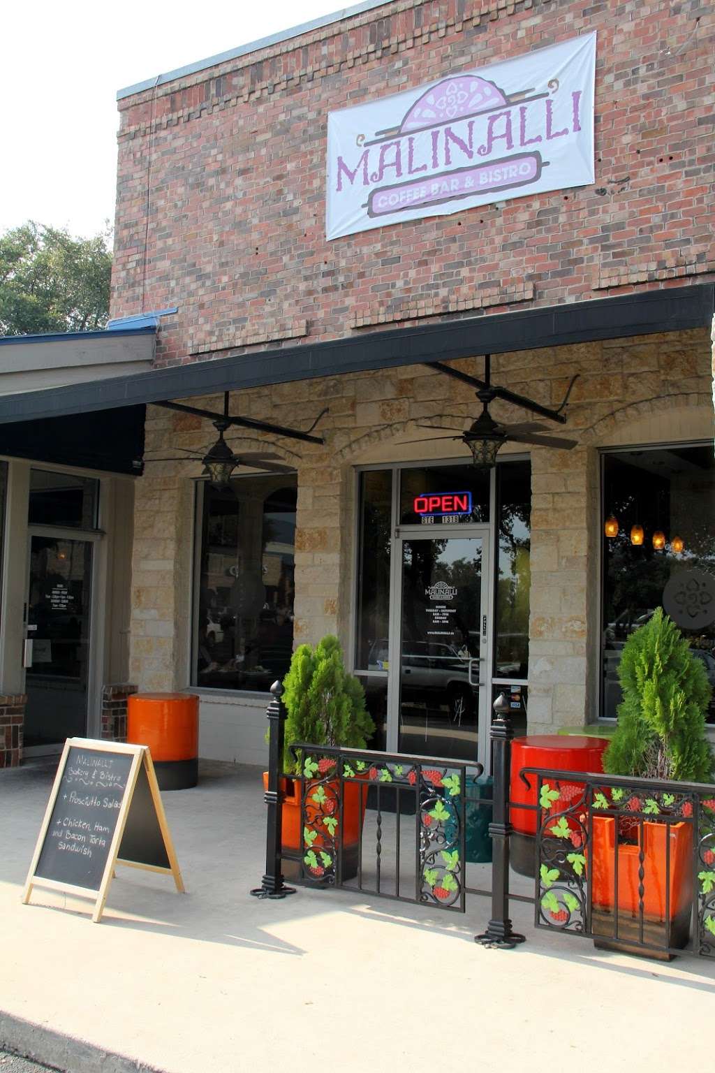 Malinalli Cafe | 1160 N Loop 1604 W Suite 110, San Antonio, TX 78248, USA | Phone: (210) 209-3463