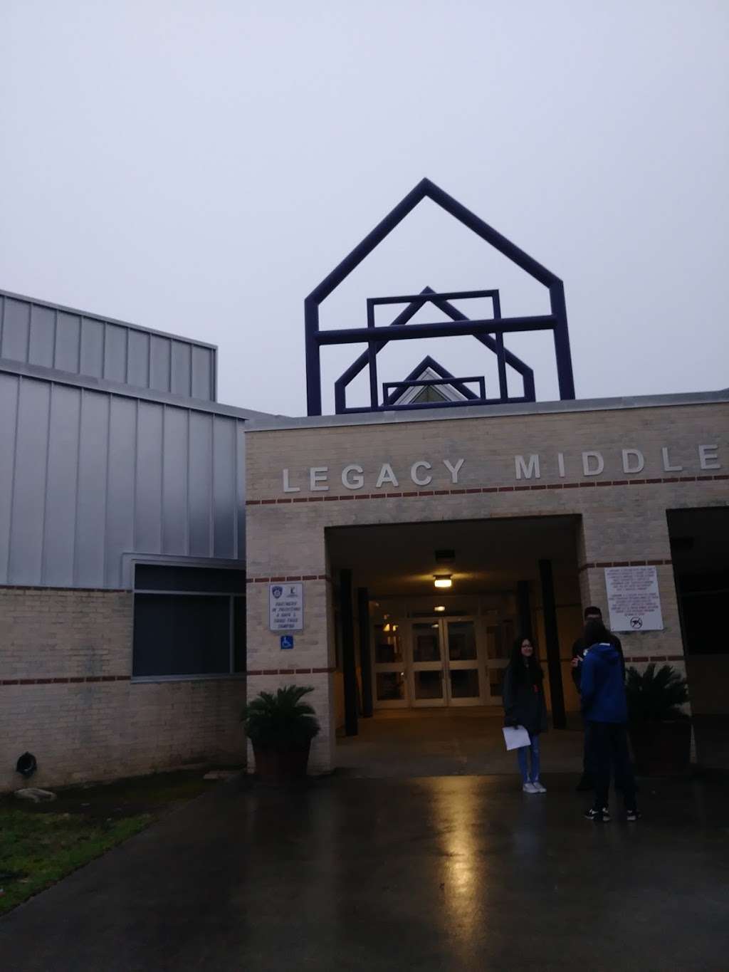 Legacy Middle School | 5903 SE Loop 410, San Antonio, TX 78222, USA | Phone: (210) 648-3118