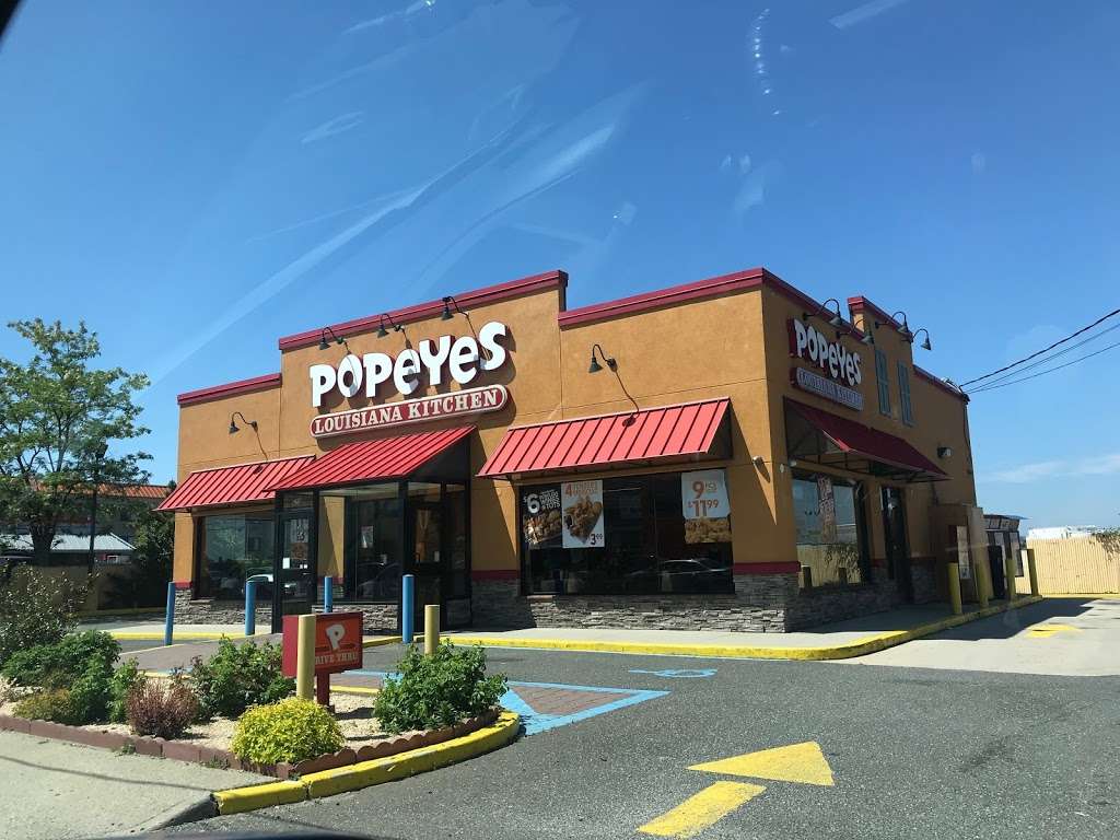 Popeyes Louisiana Kitchen | 679 Rockaway Turnpike, Lawrence, NY 11559 | Phone: (516) 371-2880