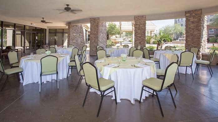 Hilton Garden Inn Phoenix/Avondale | 11460 W Hilton Way, Avondale, AZ 85323, USA | Phone: (623) 882-3351