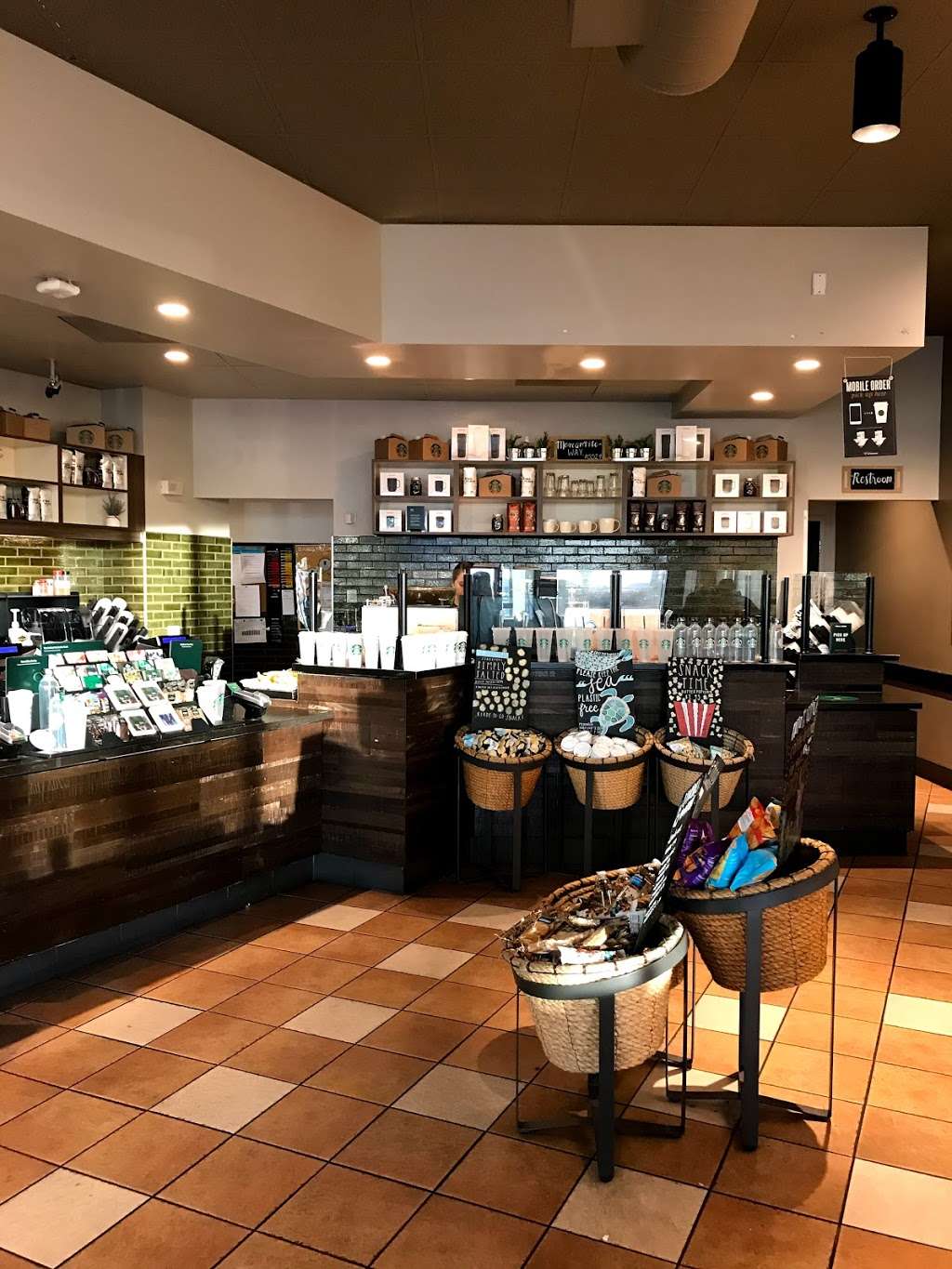 Starbucks | 2489 Lenwood Rd, Barstow, CA 92311 | Phone: (760) 253-4474