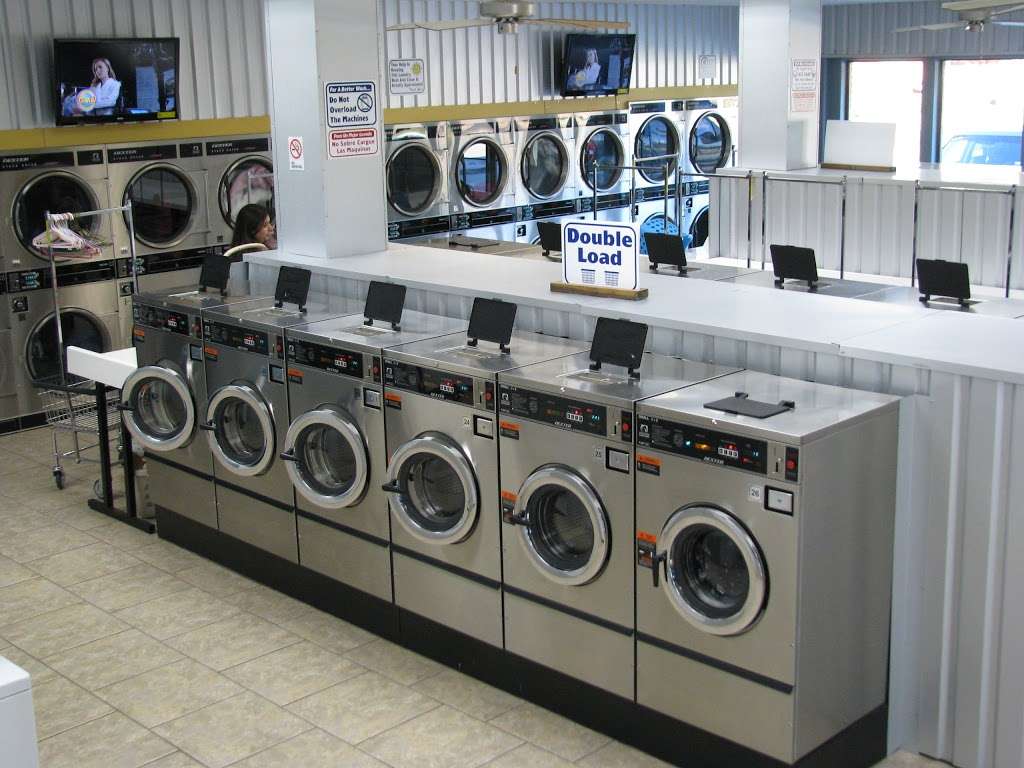 Wharton Super Wash Coin Laundry | 1810 N Fulton St, Wharton, TX 77488, USA