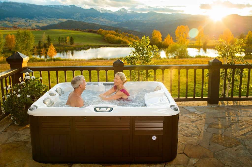 Sundance Spas NH | 707 Milford Rd, Merrimack, NH 03054, USA | Phone: (603) 882-2600