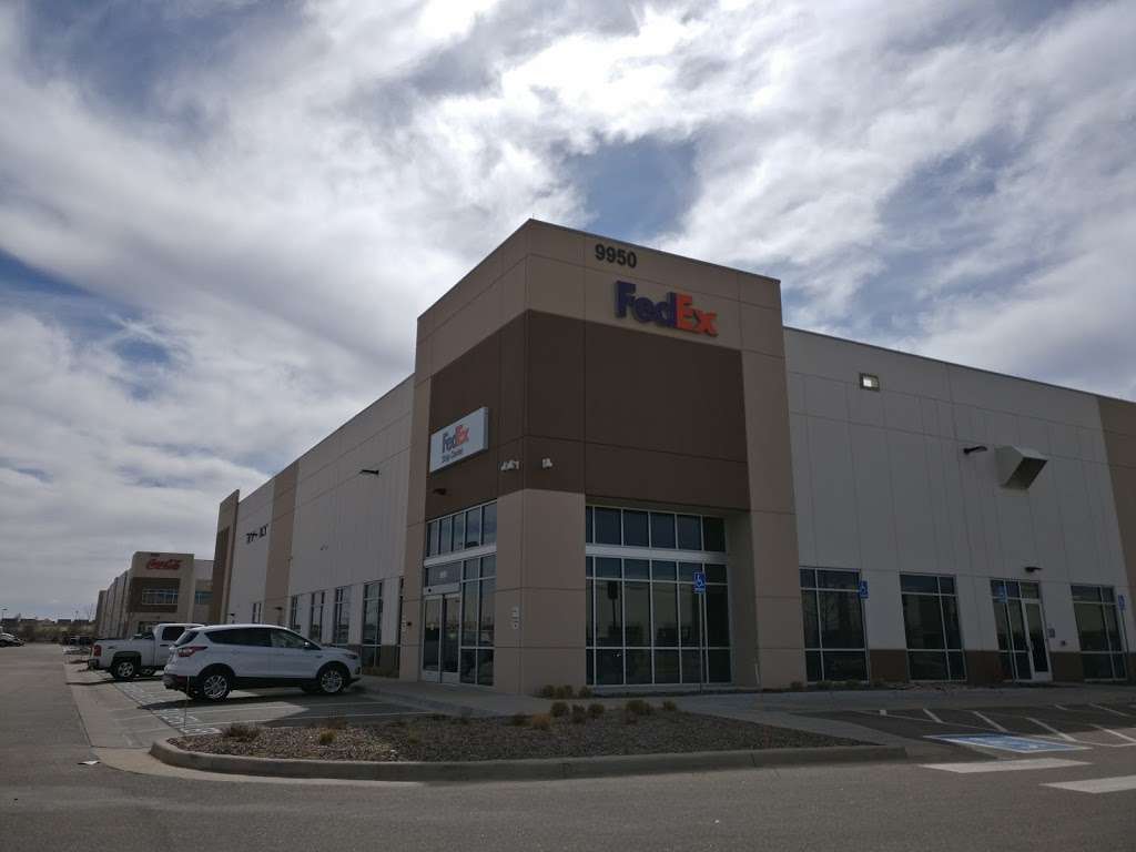 FedEx Ship Center | 9950 E 40th Ave, Denver, CO 80238, USA | Phone: (800) 463-3339