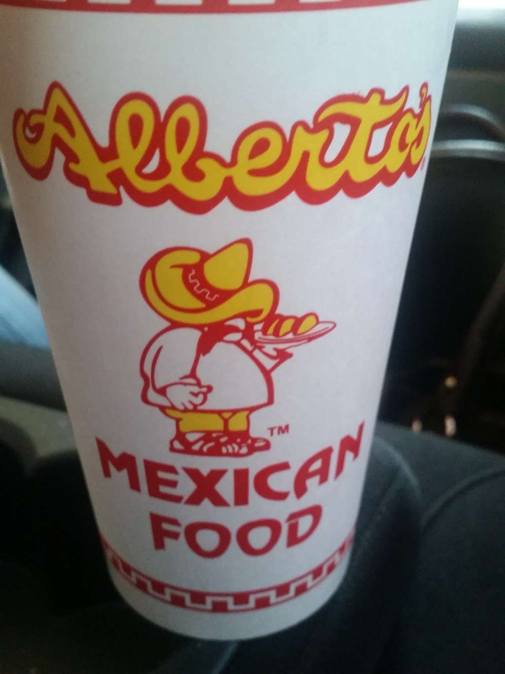 Albertos Mexican Food | 5227, 1090 Ontario Mills Dr, Ontario, CA 91764 | Phone: (909) 941-3680