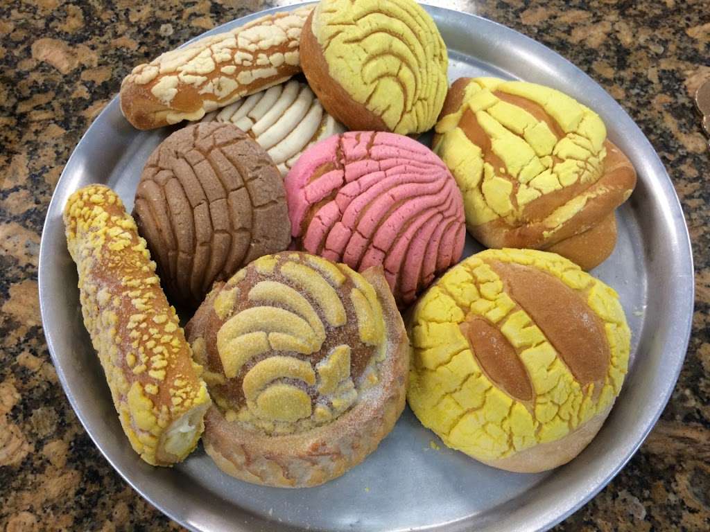 Pandoro Bakery | 10176 Veterans Memorial Dr, Houston, TX 77038, USA | Phone: (281) 416-5885