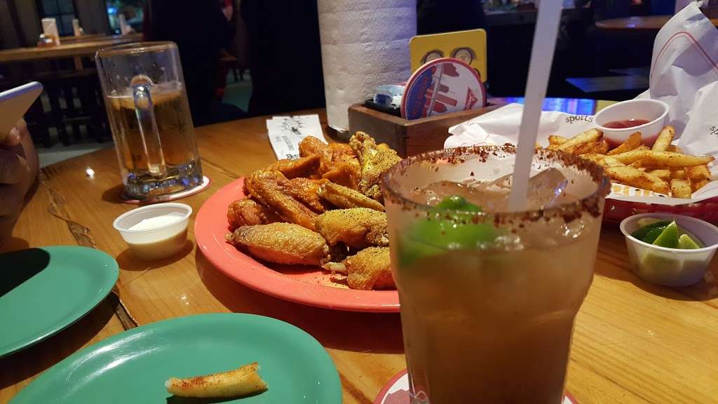 Ojos Locos Sports Cantina - Almeda | 12200 Gulf Fwy, Houston, TX 77034, USA | Phone: (832) 831-2052