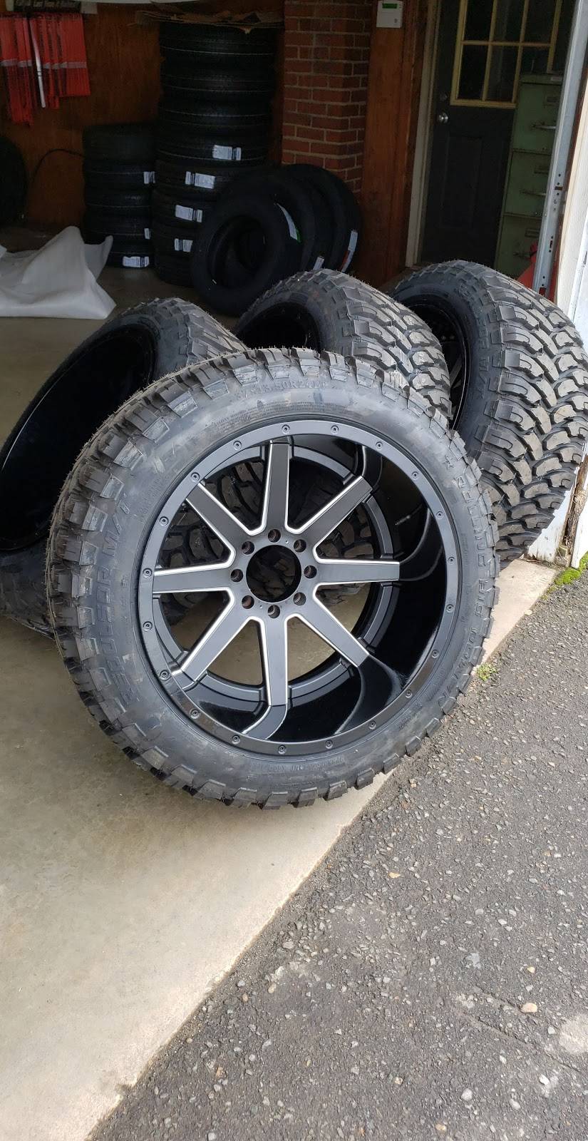 Wilson Tire Shop Inc | 1717 W Mountain St, Kernersville, NC 27284, USA | Phone: (336) 692-4310