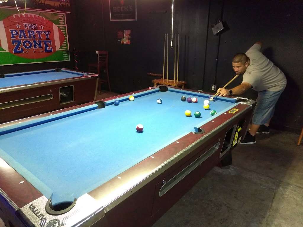 Hometowne Sports Grill | 4543 Pleasant Hill Rd, Kissimmee, FL 34759, USA | Phone: (407) 483-5943