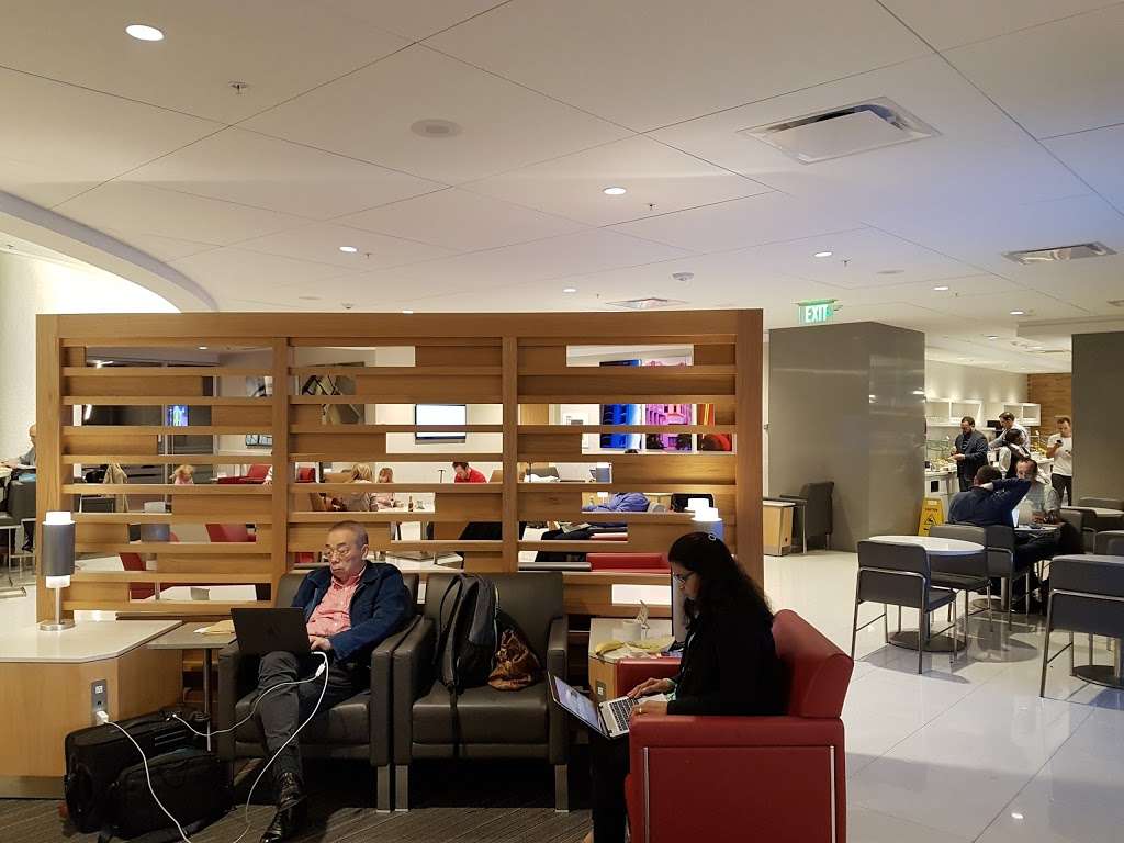 American Airlines Admirals Club | North Terminal D, 2100 NW 42nd Avenue, Miami, FL 33126, USA | Phone: (786) 301-8737