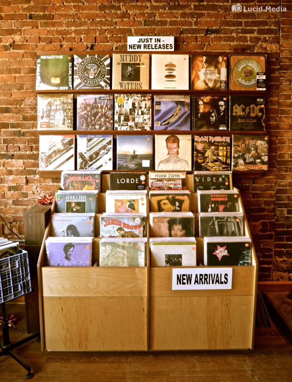 Deep Groove Records & Audio | 110 Bridge St, Phoenixville, PA 19460 | Phone: (484) 924-9205