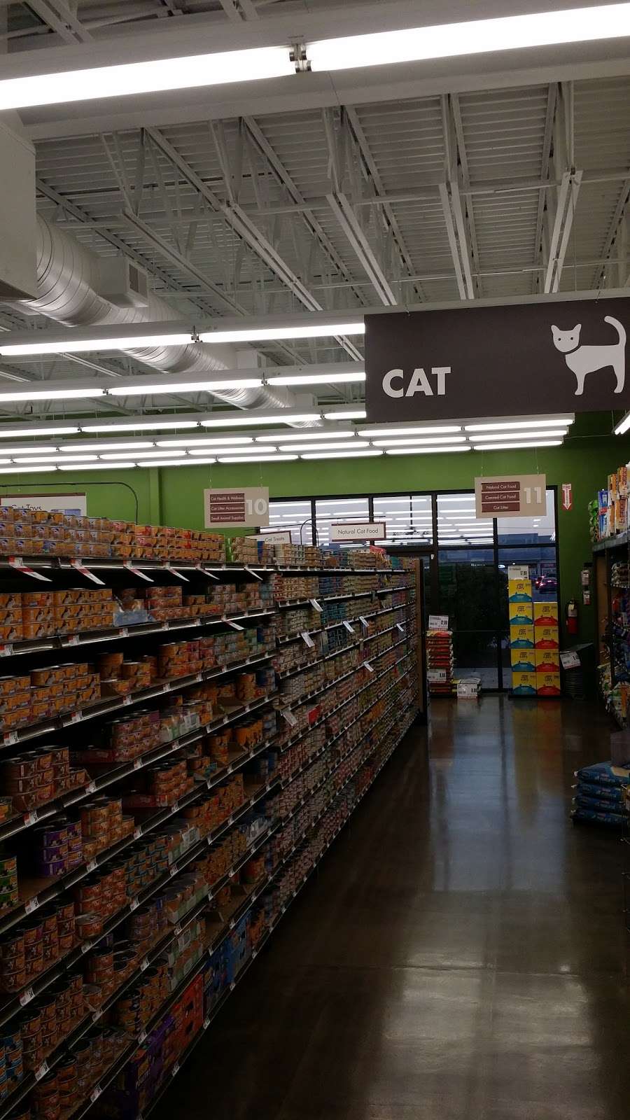 Pet Supplies Plus | 1676 E Summit St, Crown Point, IN 46307, USA | Phone: (219) 488-1440