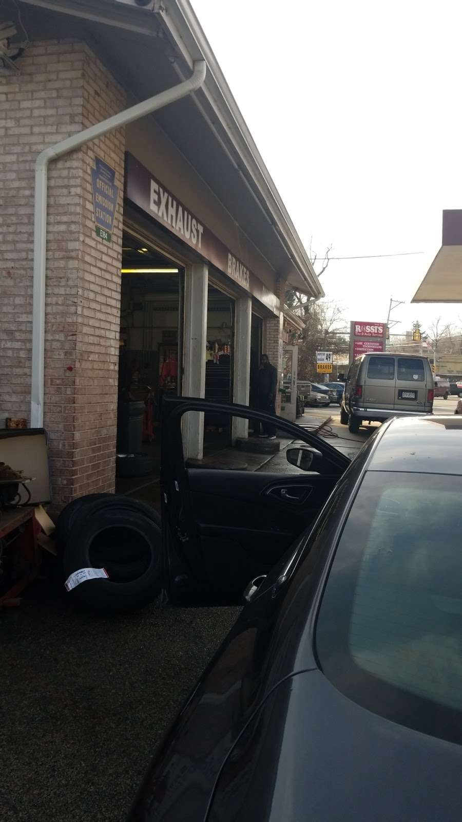Rossis Tire and Service | 291 E Township Line Rd, Upper Darby, PA 19082, USA | Phone: (610) 789-2121